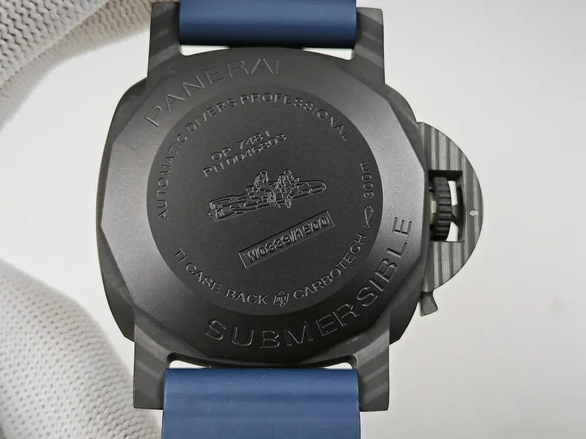 VS厂沛纳海1232碳纤维实拍，44mm大表零压手感