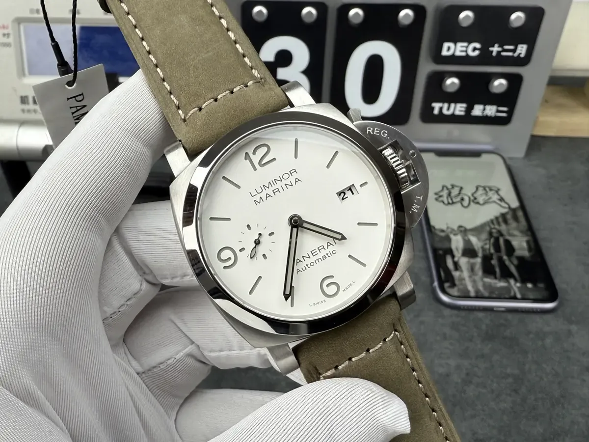 白面灰针+三明治表盘，VS厂沛纳海1314“白马王子”实至名归