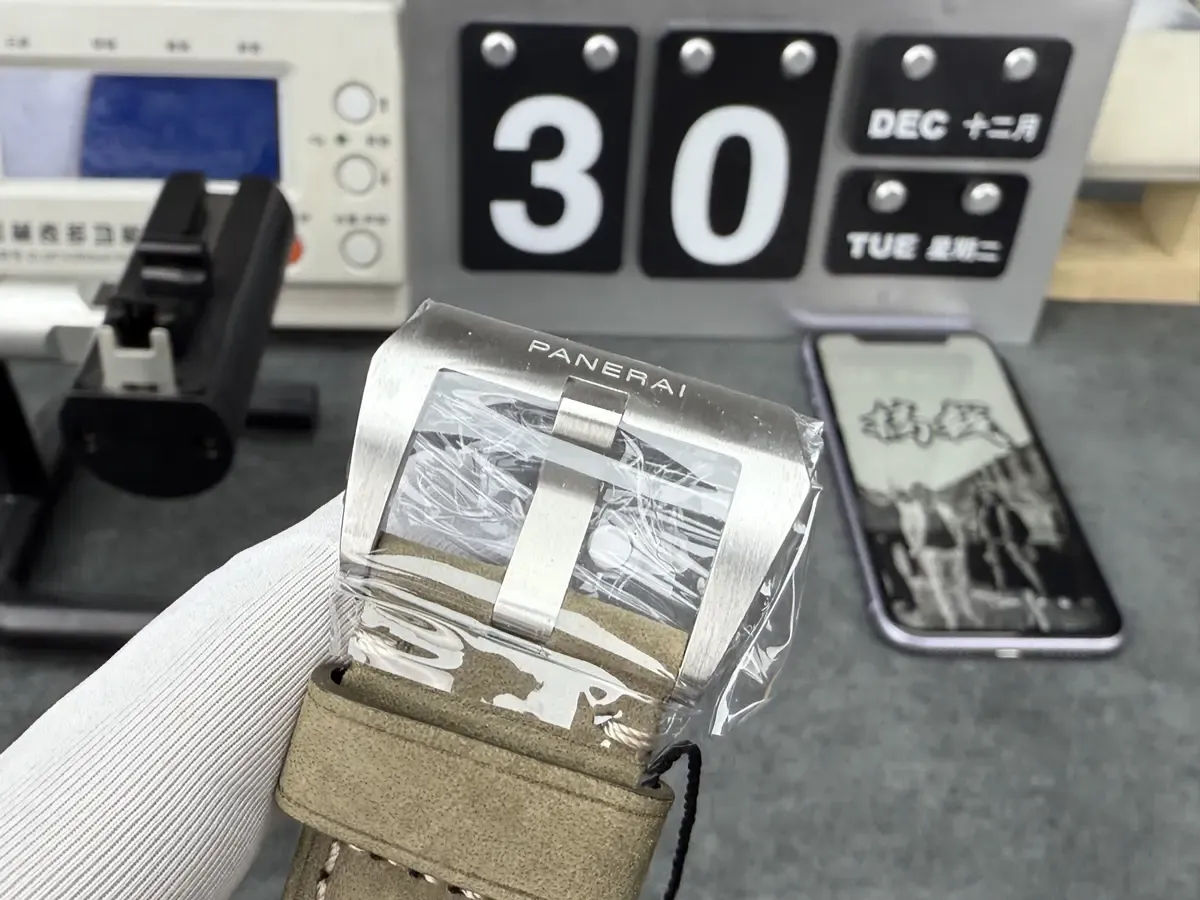 白面灰针+三明治表盘，VS厂沛纳海1314“白马王子”实至名归