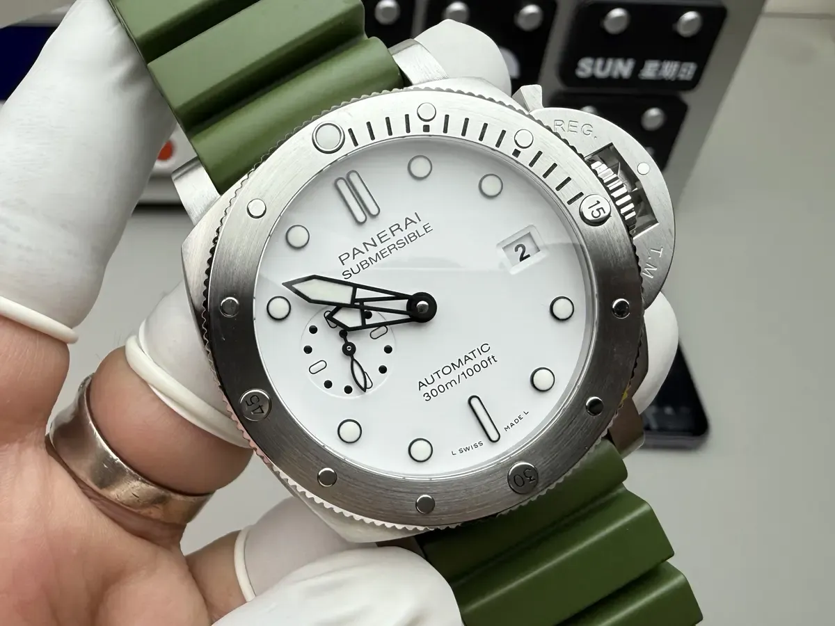 VS厂沛纳海1226白盘绿带开箱，P900机芯稳到离谱