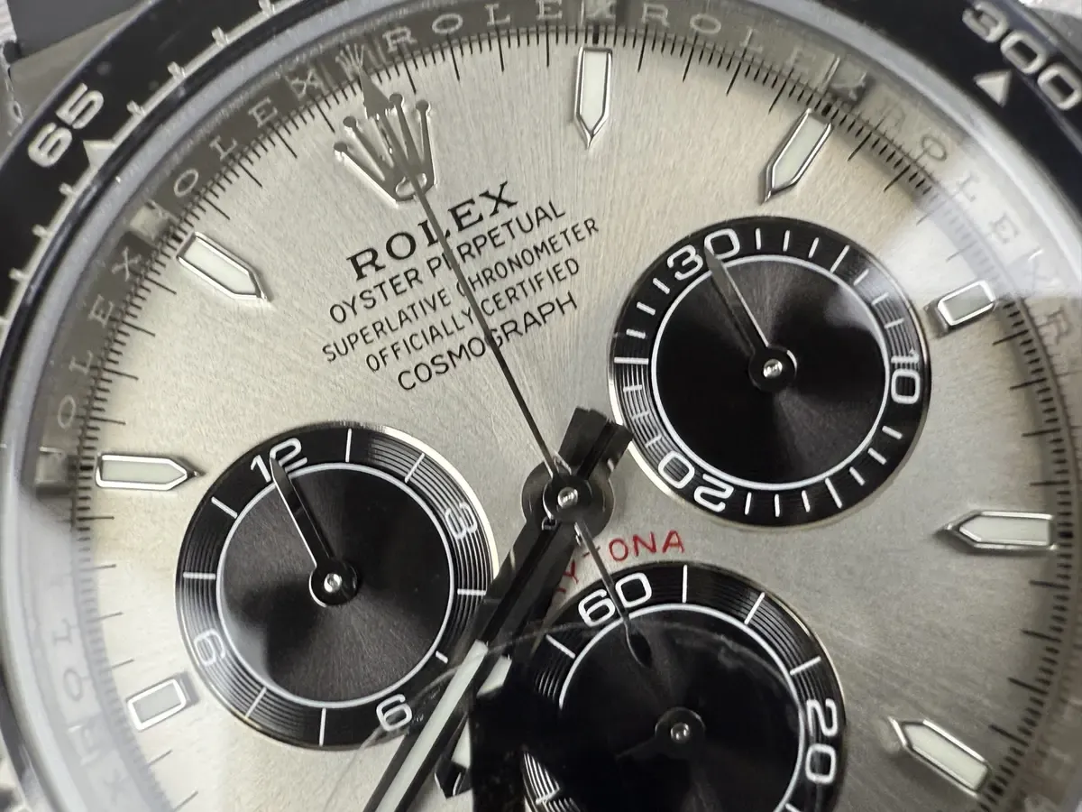 VS厂劳力士灰胶迪V2配重版136克，新手如何辨别？