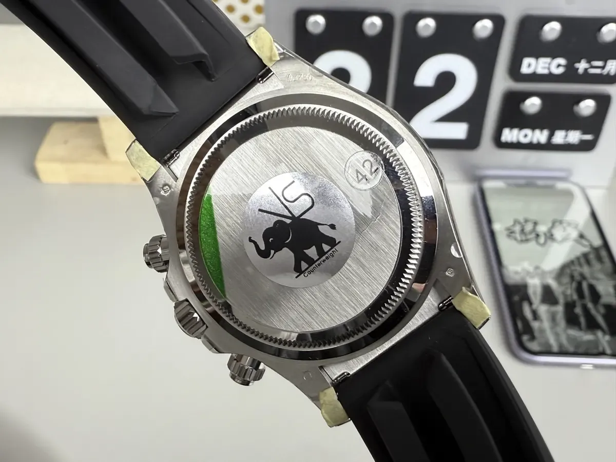 VS厂劳力士灰胶迪V2配重版136克，新手如何辨别？