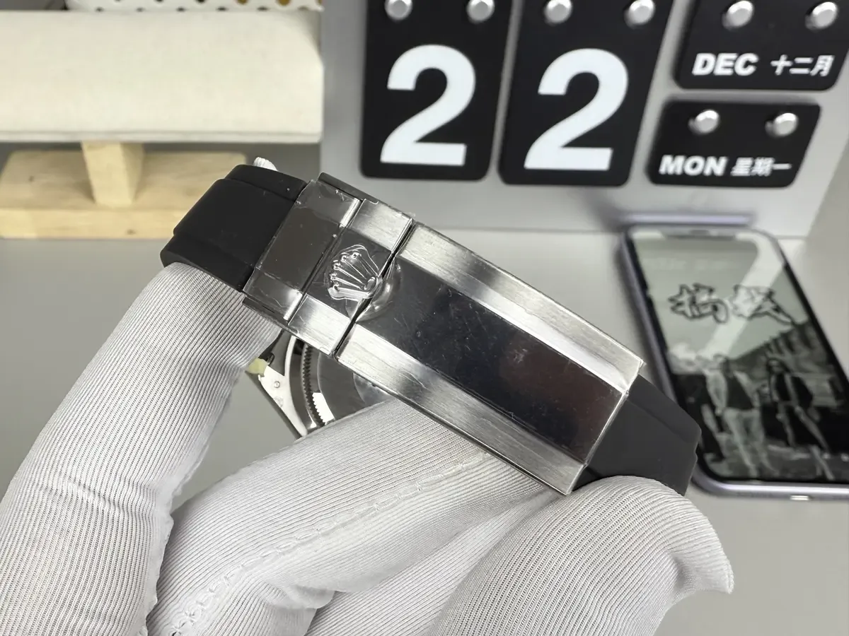 VS厂劳力士灰胶迪V2配重版136克，新手如何辨别？