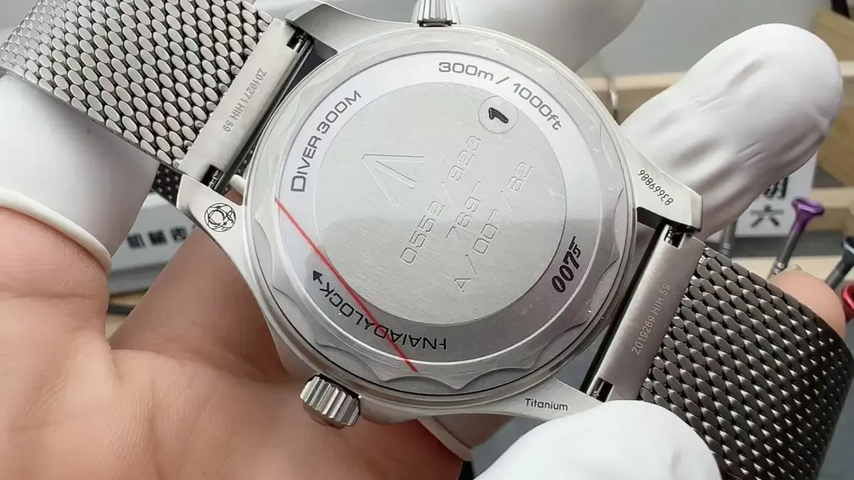 VS欧米茄无瑕赴死价格不到零头，性价比直接封神