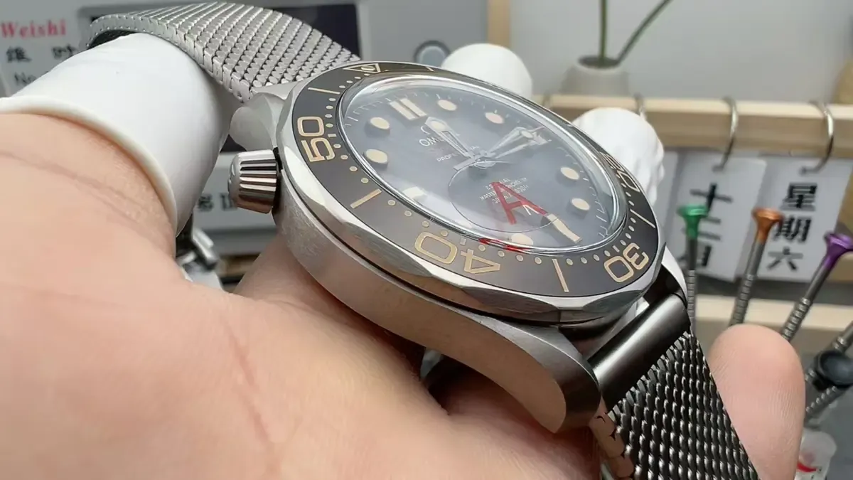 VS欧米茄无瑕赴死价格不到零头，性价比直接封神