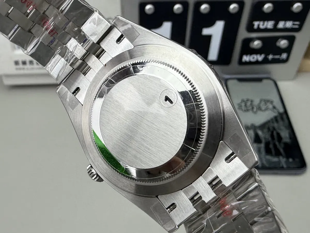 VS厂劳力士日志V2版全网首测，134克压手感