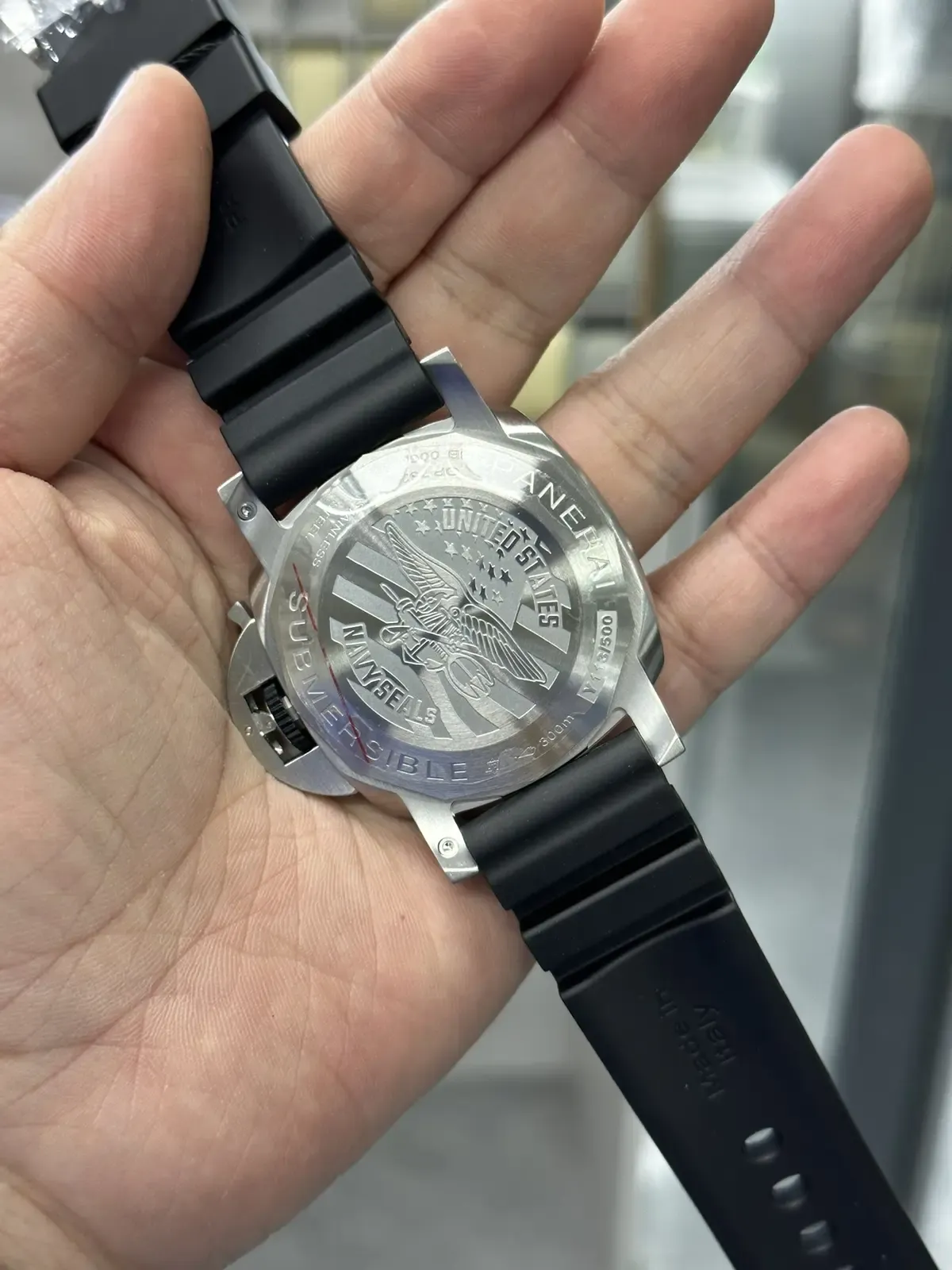 一眼假真相！VS厂沛纳海1323限量版，表城品鉴告诉你答案