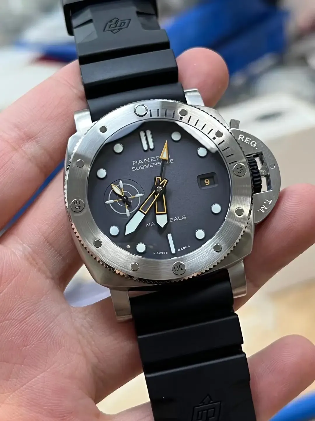 一眼假真相！VS厂沛纳海1323限量版，表城品鉴告诉你答案