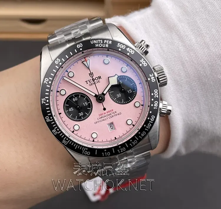 周杰伦同款“粉面”杀到！ZF帝舵碧湾计时复刻颜值封神