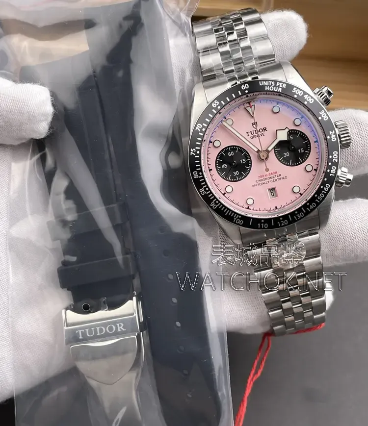 周杰伦同款“粉面”杀到！ZF帝舵碧湾计时复刻颜值封神