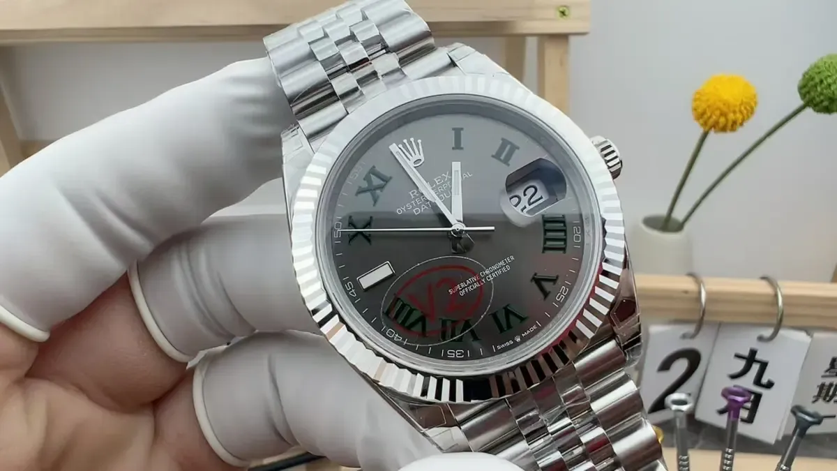 比C厂更香？VS厂劳力士绿萝日志V2上手实测