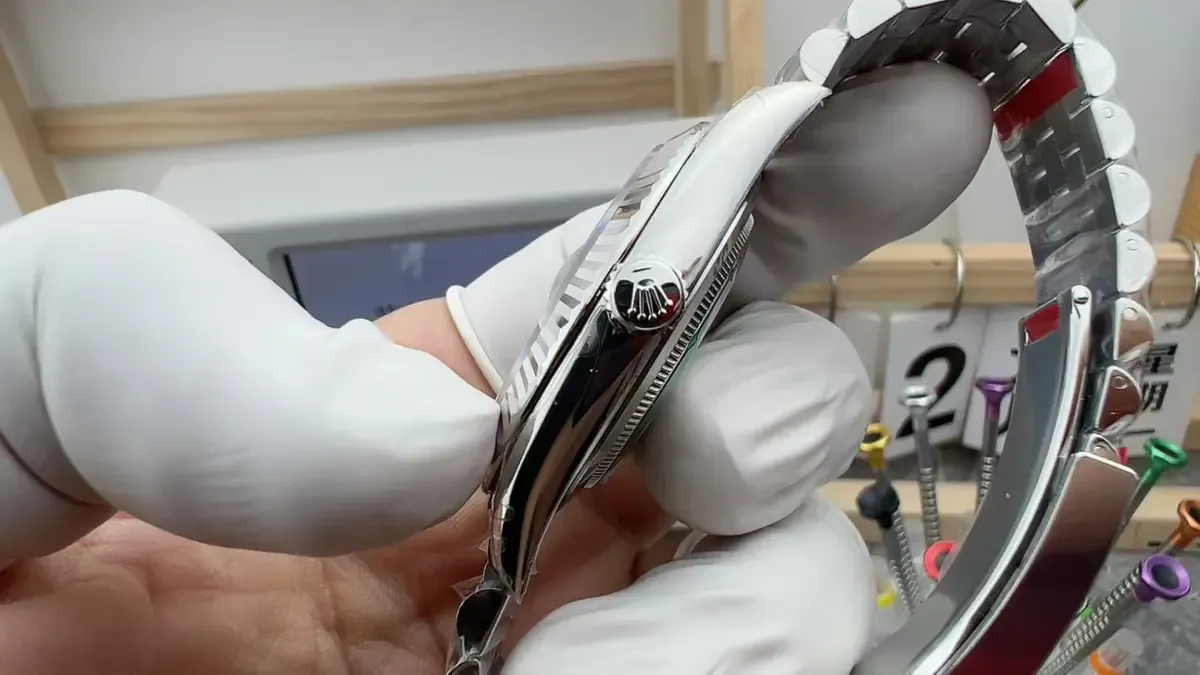 比C厂更香？VS厂劳力士绿萝日志V2上手实测