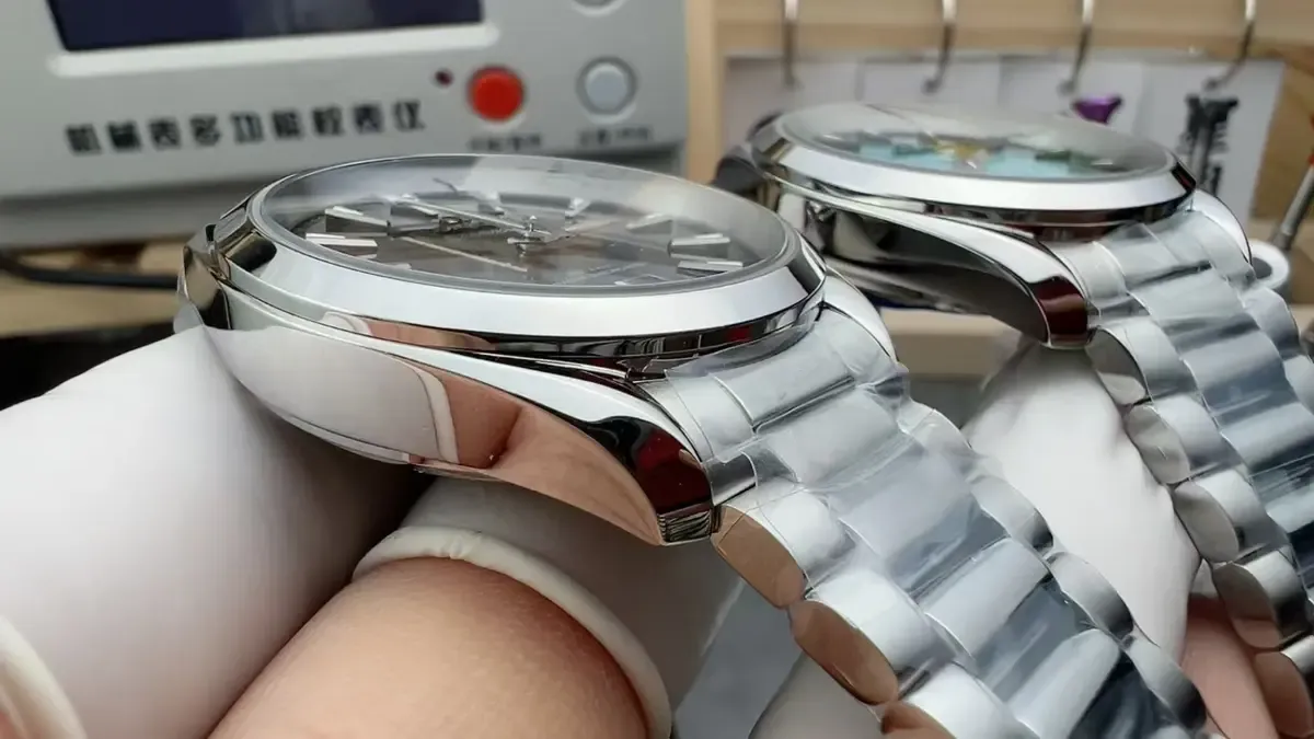 小手腕专属！VS厂海马150铁霸三配色一次看懂