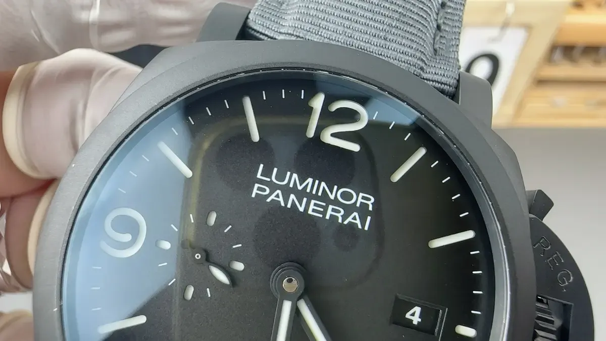 最硬核复刻？VS厂沛纳海PAM01467钛金属DLC版，闭眼入