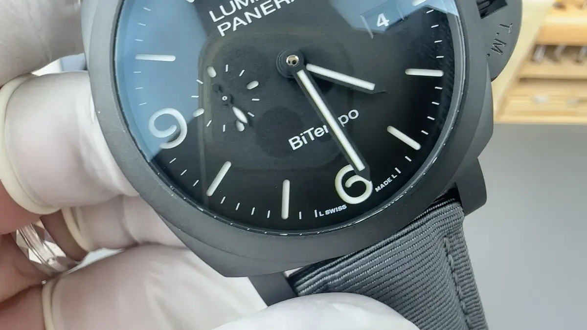 最硬核复刻？VS厂沛纳海PAM01467钛金属DLC版，闭眼入