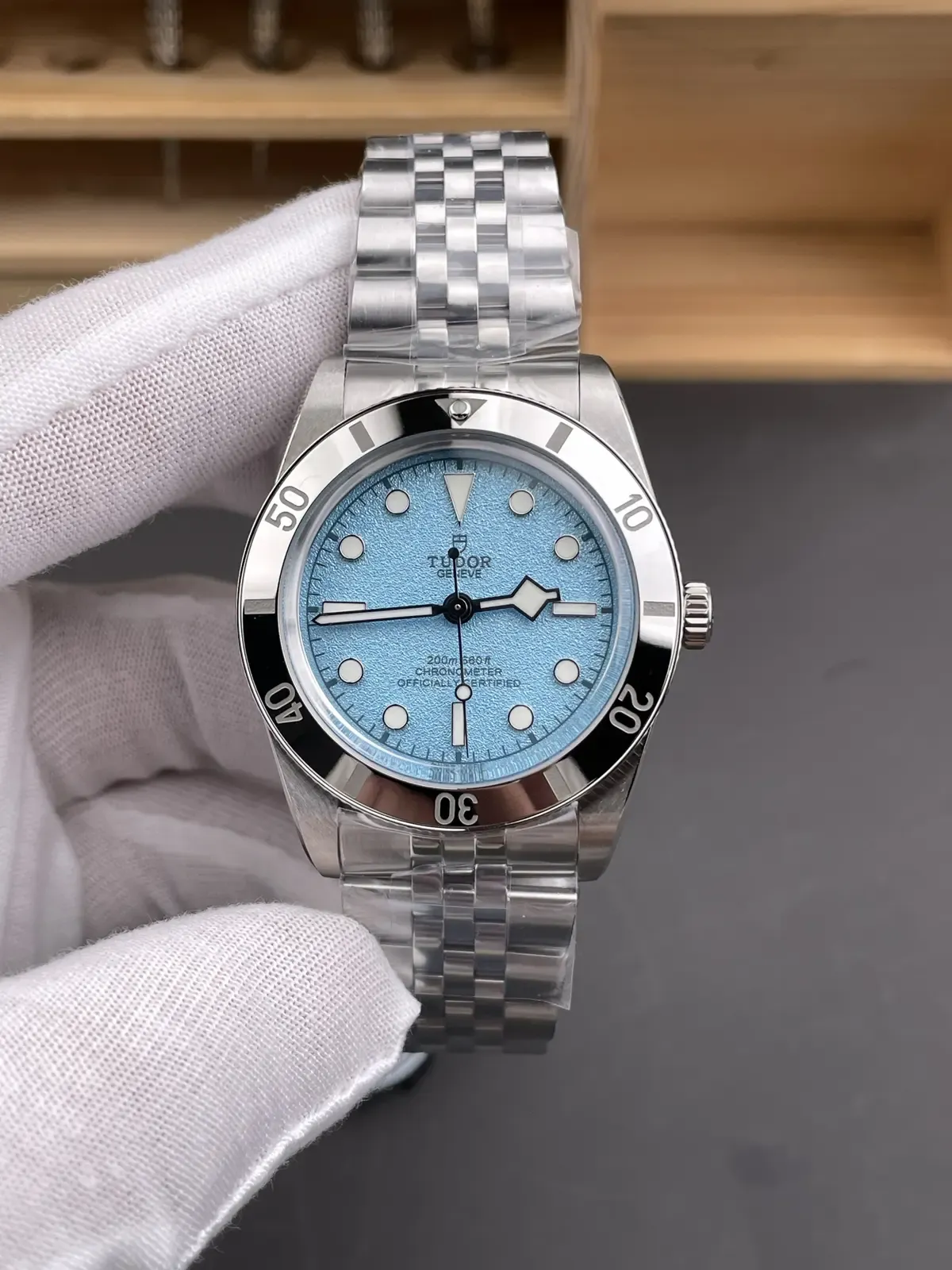 37mm复古封神！ZF帝舵碧湾54型湖水蓝沙盘，一表难求！