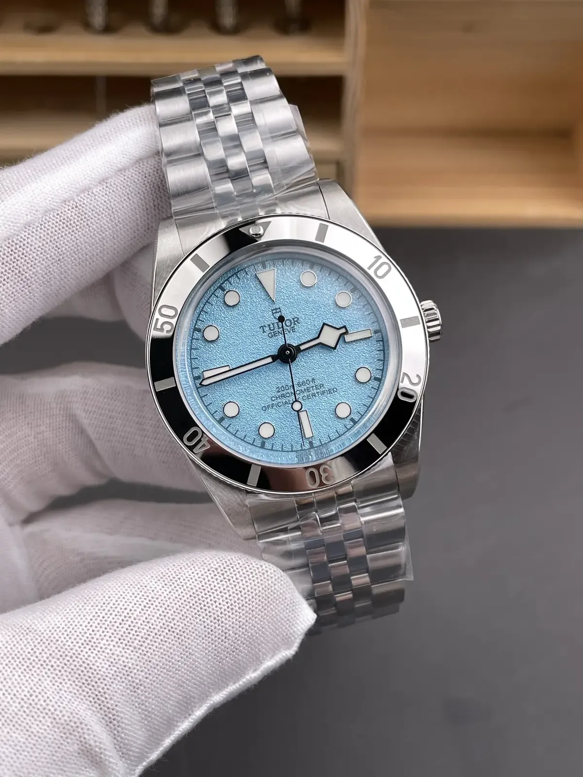 37mm复古封神！ZF帝舵碧湾54型湖水蓝沙盘，一表难求！