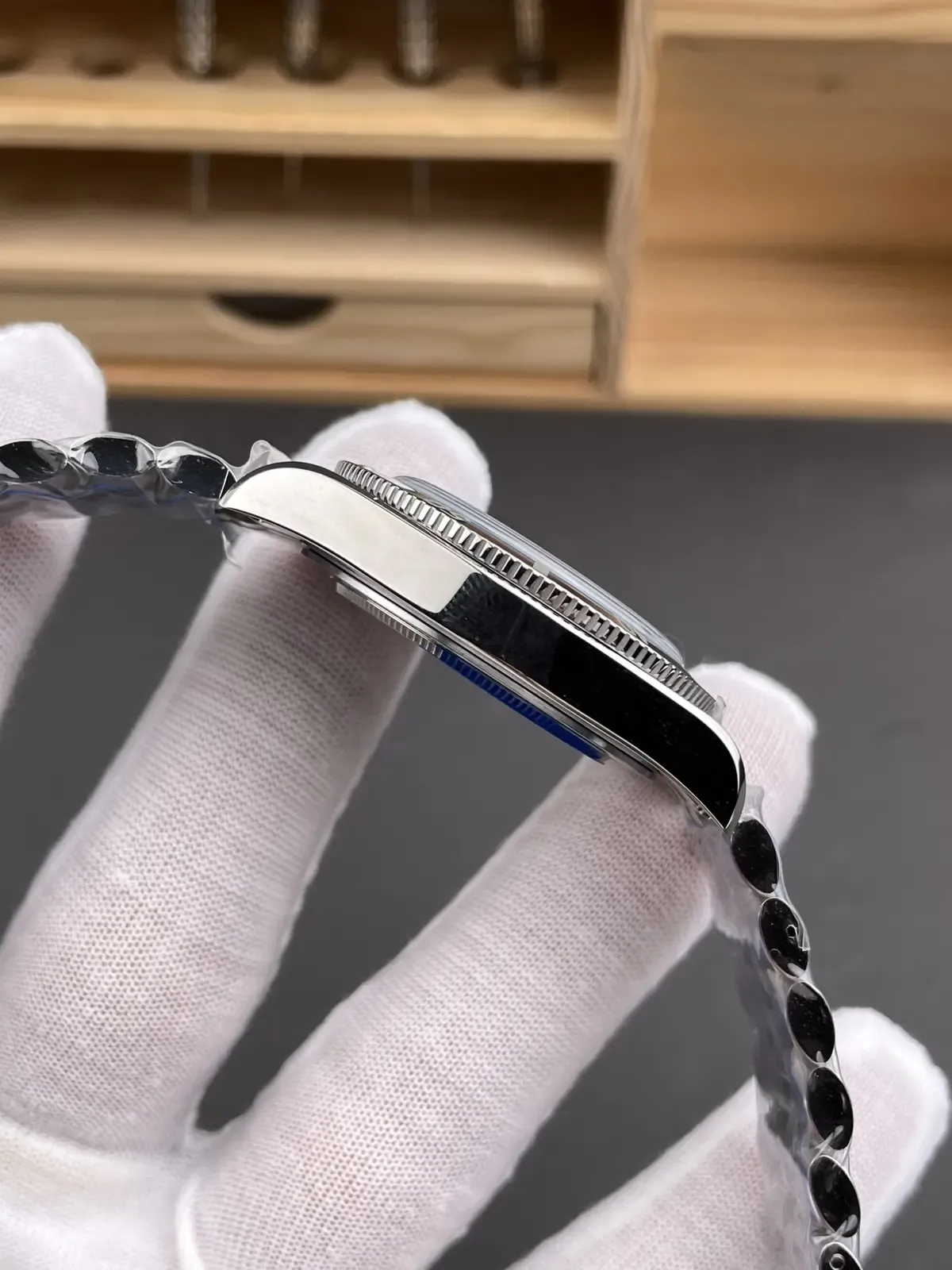 37mm复古封神！ZF帝舵碧湾54型湖水蓝沙盘，一表难求！