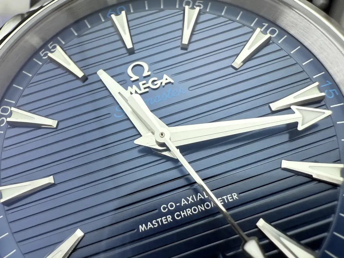 VS厂欧米茄海马150终极测评：8900机芯版本值得买吗？