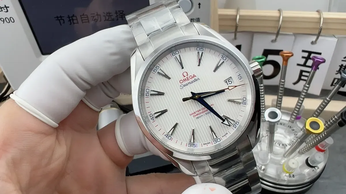 VS厂欧米茄海马150金针队长实测，8500机芯性能大揭秘