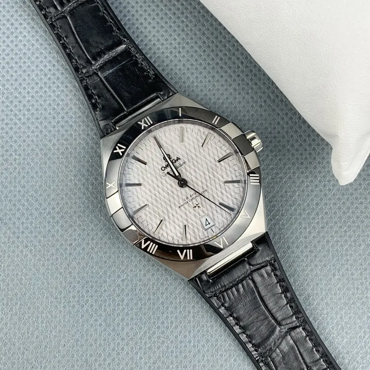 VS厂星座对比原版：材质、机芯、价格全解析，值得买吗？