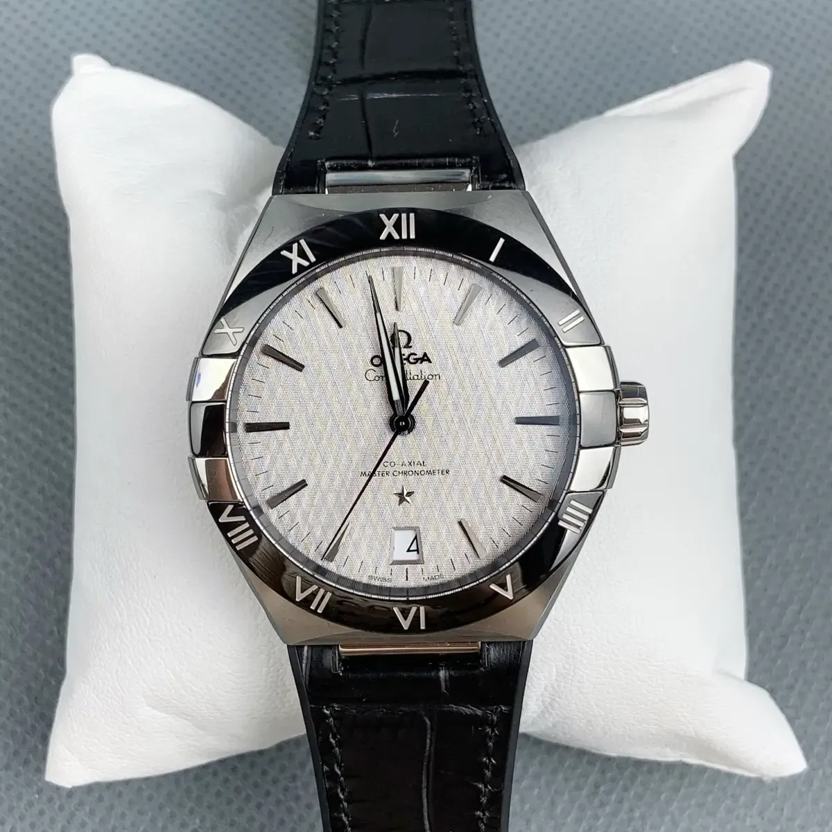 VS厂星座对比原版：材质、机芯、价格全解析，值得买吗？