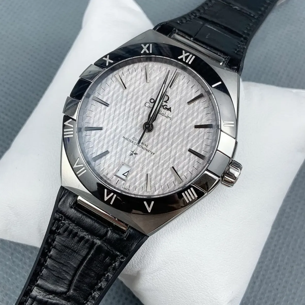 VS厂星座对比原版：材质、机芯、价格全解析，值得买吗？