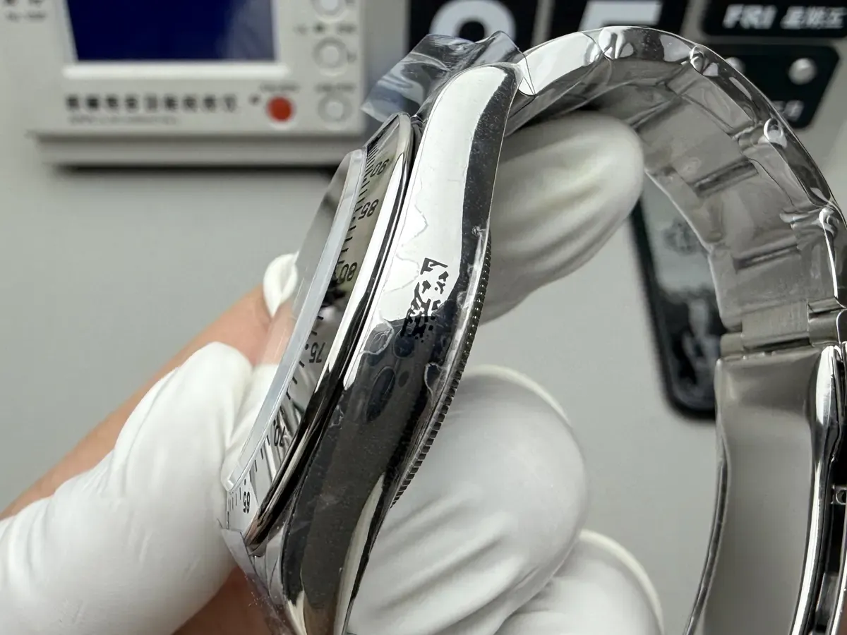 玩家必看！VS厂劳力士白钢迪4130完整评测，避坑指南