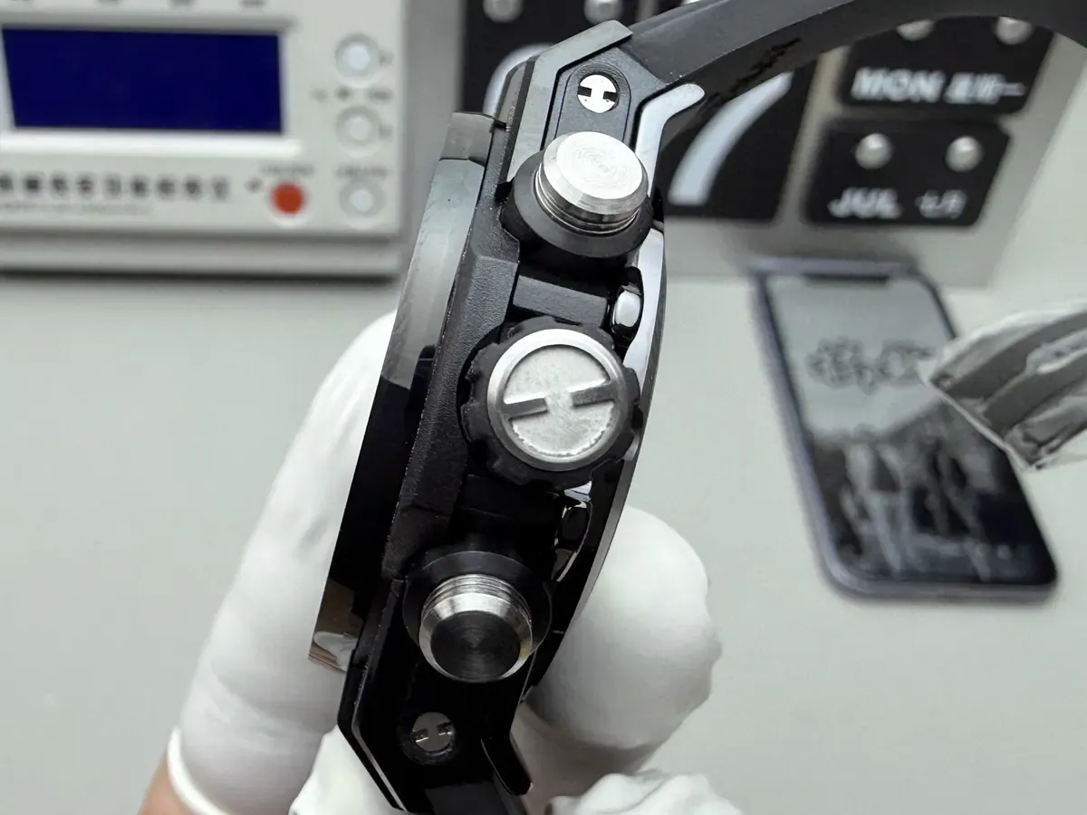 全黑化+磨砂质感！BBF宇舶大爆炸黑陶瓷实测，这3点封神