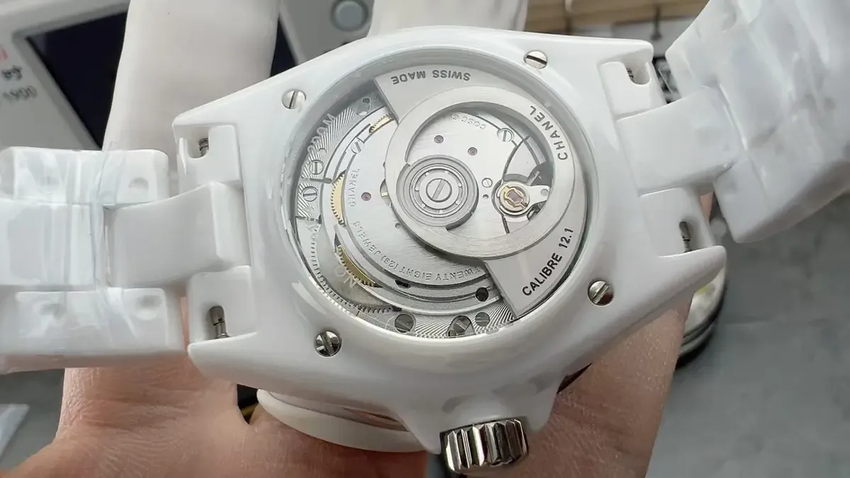 BV厂香奈J12系列陶瓷女表对比原版测评，这做工太狠了