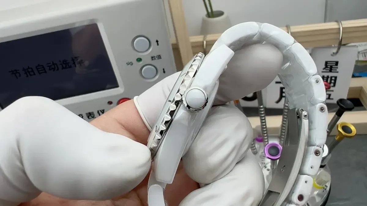 BV厂香奈J12系列陶瓷女表对比原版测评，这做工太狠了