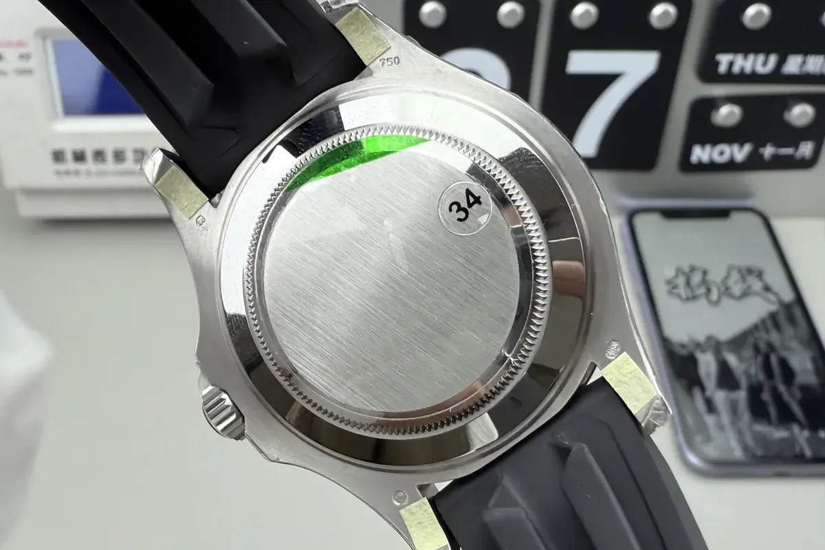 花1%的钱戴出100%的排面？VS厂白金游艇3235真相揭秘