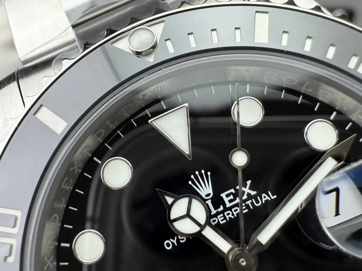 VS厂黑水鬼3235鉴别指南：7个方法让你秒辨真假，避免被坑！