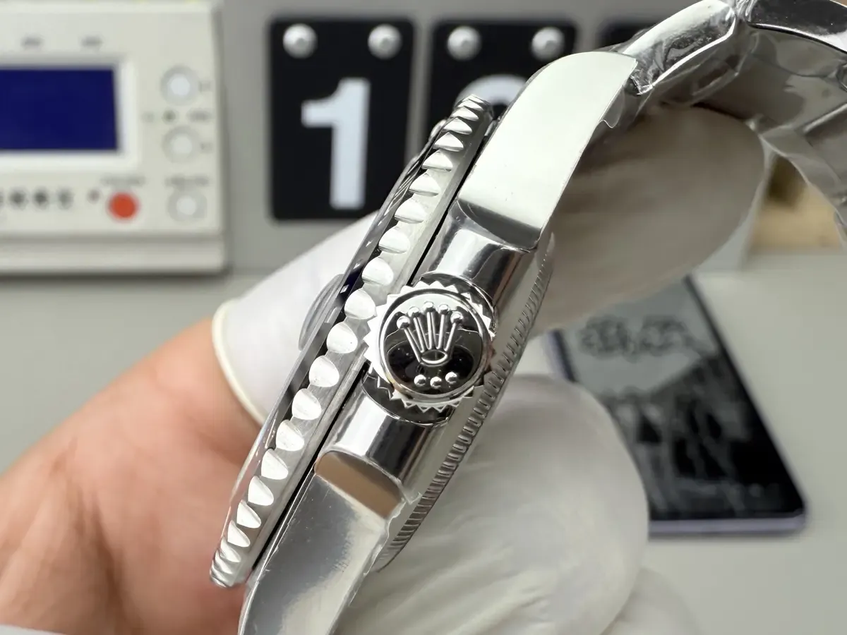 VS厂黑水鬼3235机芯深度测评：为什么资深表友都选它？