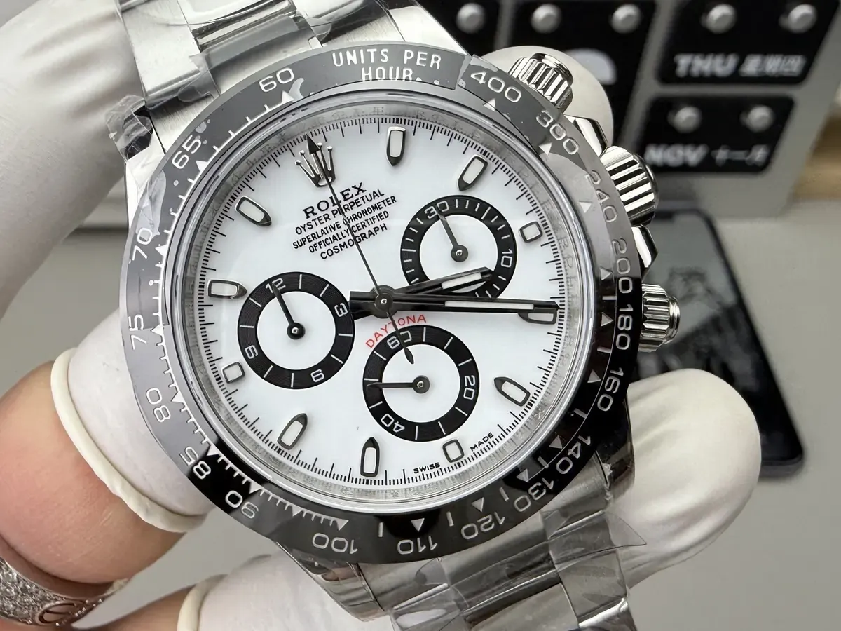 复刻表巅峰之作？C厂劳力士迪通拿一眼假问题全解析