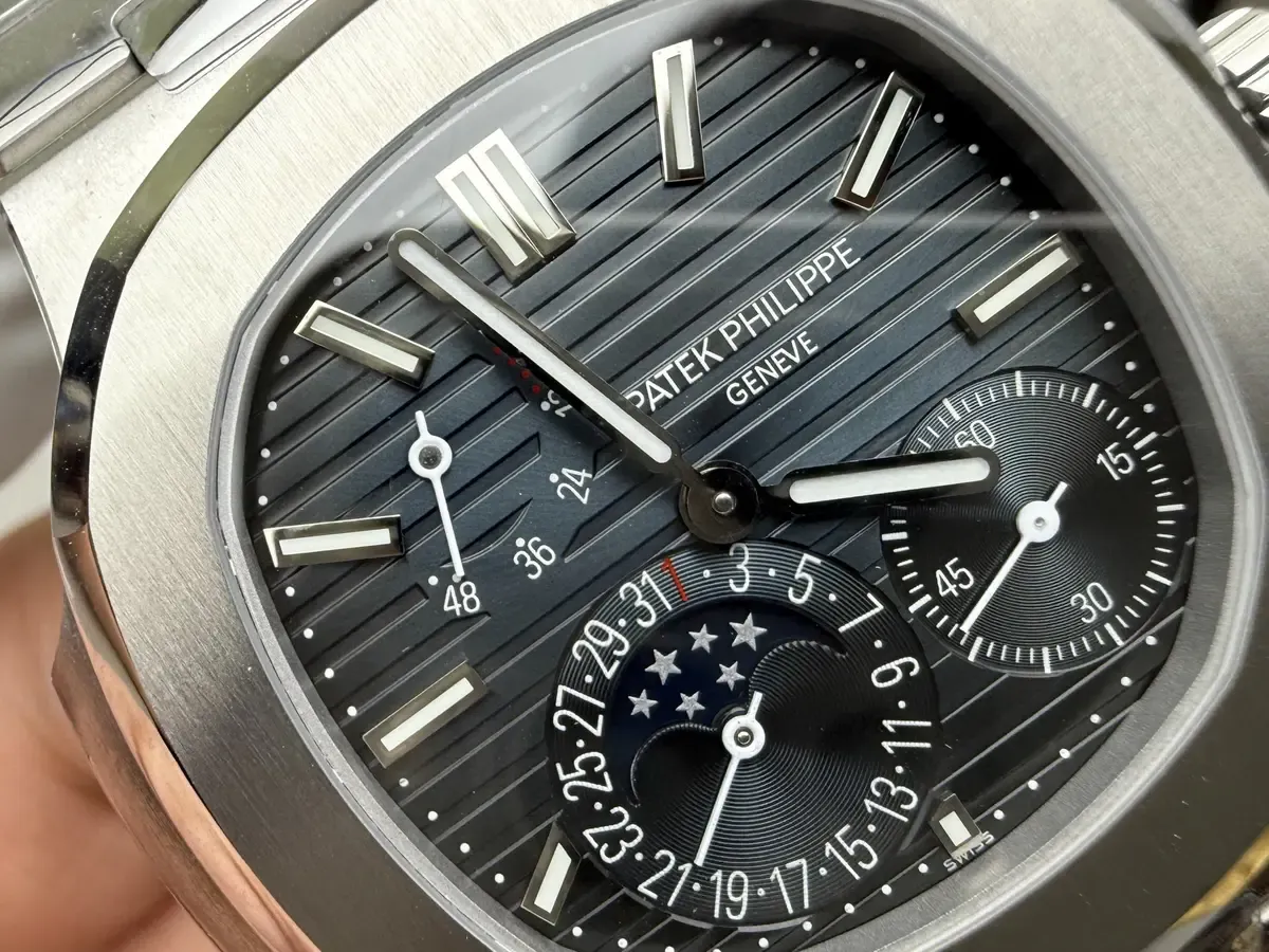 OME厂v2版本百达翡丽鹦鹉螺5712升级点曝光，值不值多花1000？