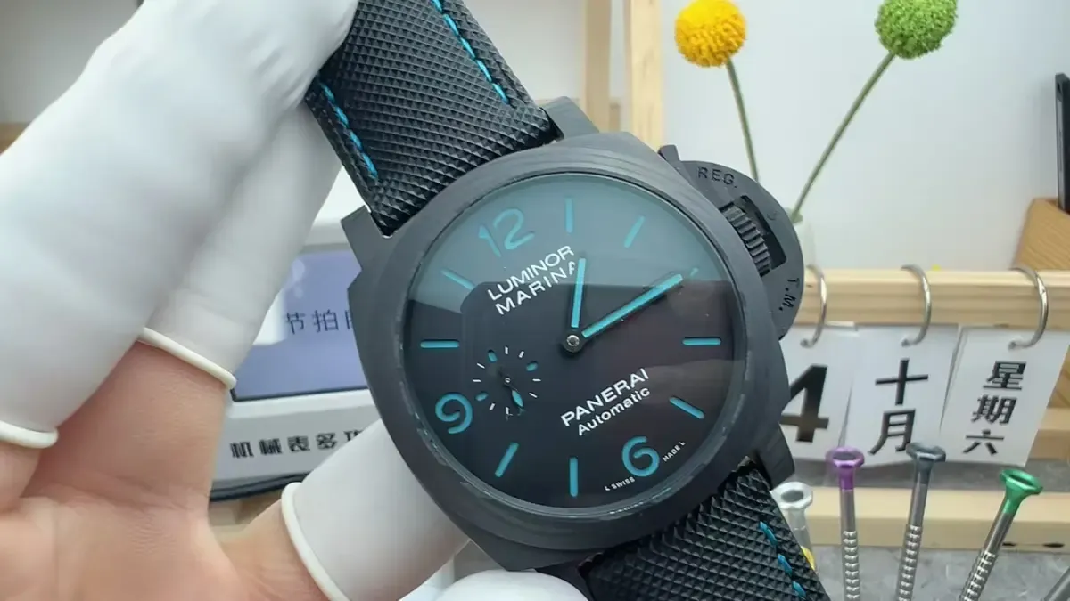 VS厂沛纳海1661实测，碳纤维+钛金属黑科技解析