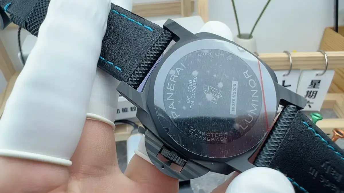 VS厂沛纳海1661实测，碳纤维+钛金属黑科技解析