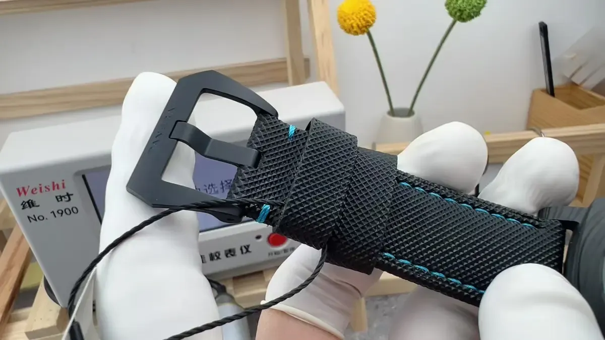 VS厂沛纳海1661实测，碳纤维+钛金属黑科技解析