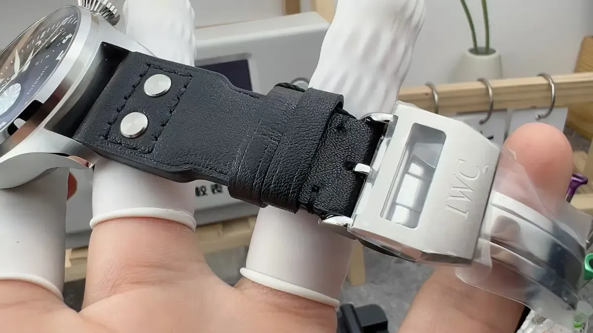 ZF厂万国大飞V2版对比YL厂：揭秘为什么ZF能独占鳌头