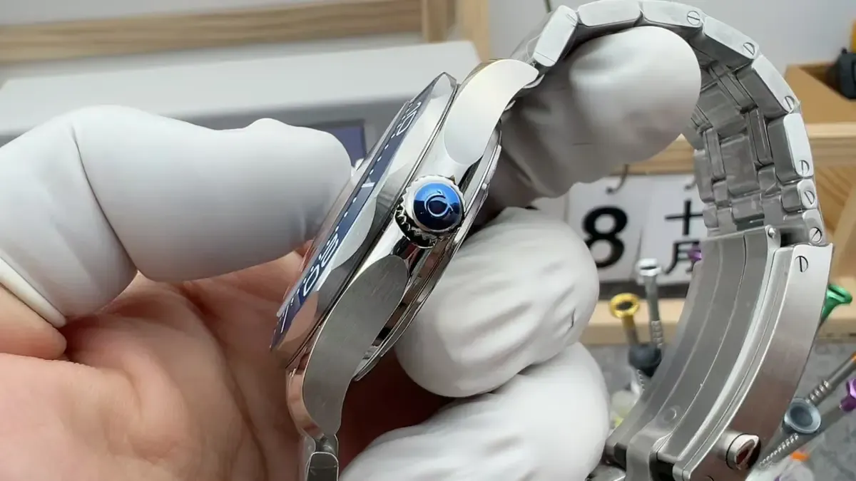 别再买老版本了！VS厂海马300一体8800机芯：52小时动储