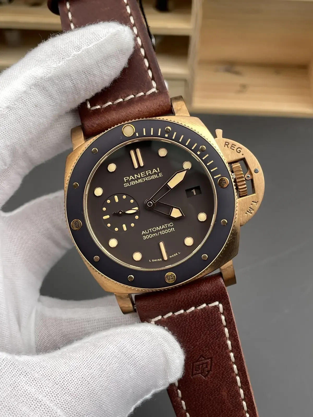 青铜腕表天花板！VS厂沛纳海PAM968深度开箱测评