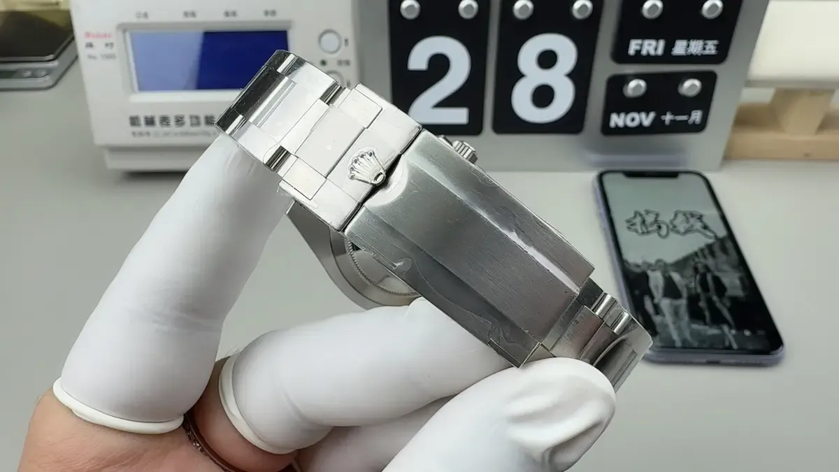 炸了！Clean厂劳力士黑水鬼v5版对比正品，这做工太狠了