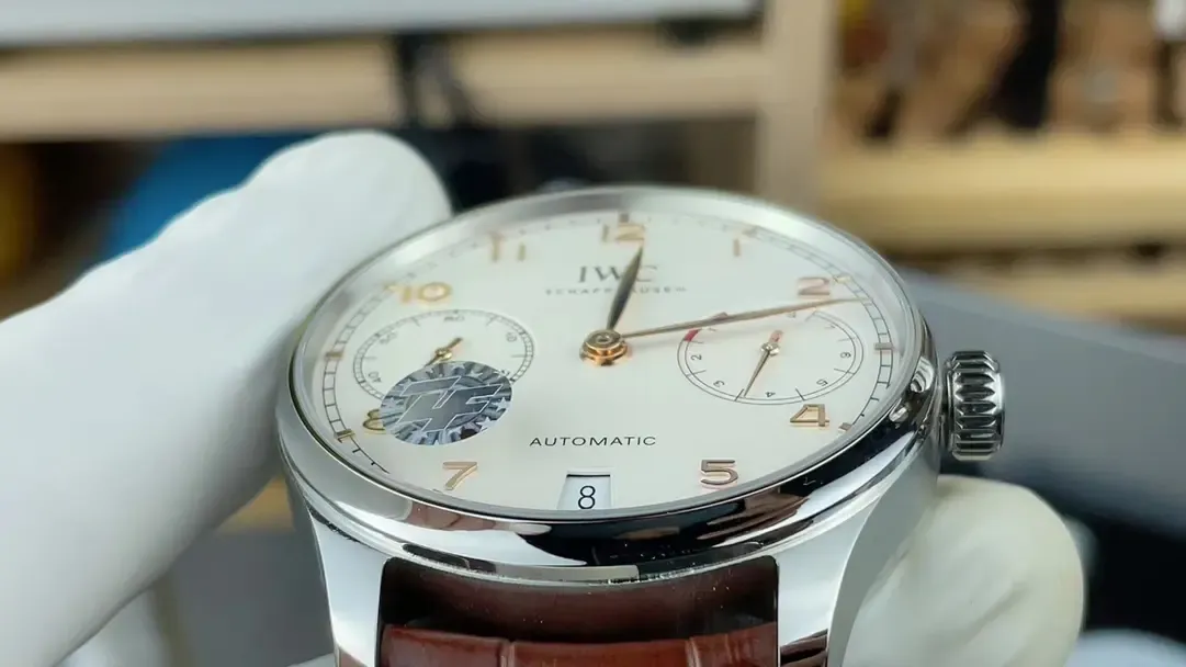 复刻神作！ZF厂万国葡七金针白盘V5版机芯深度拆解