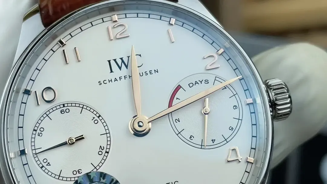 复刻神作！ZF厂万国葡七金针白盘V5版机芯深度拆解