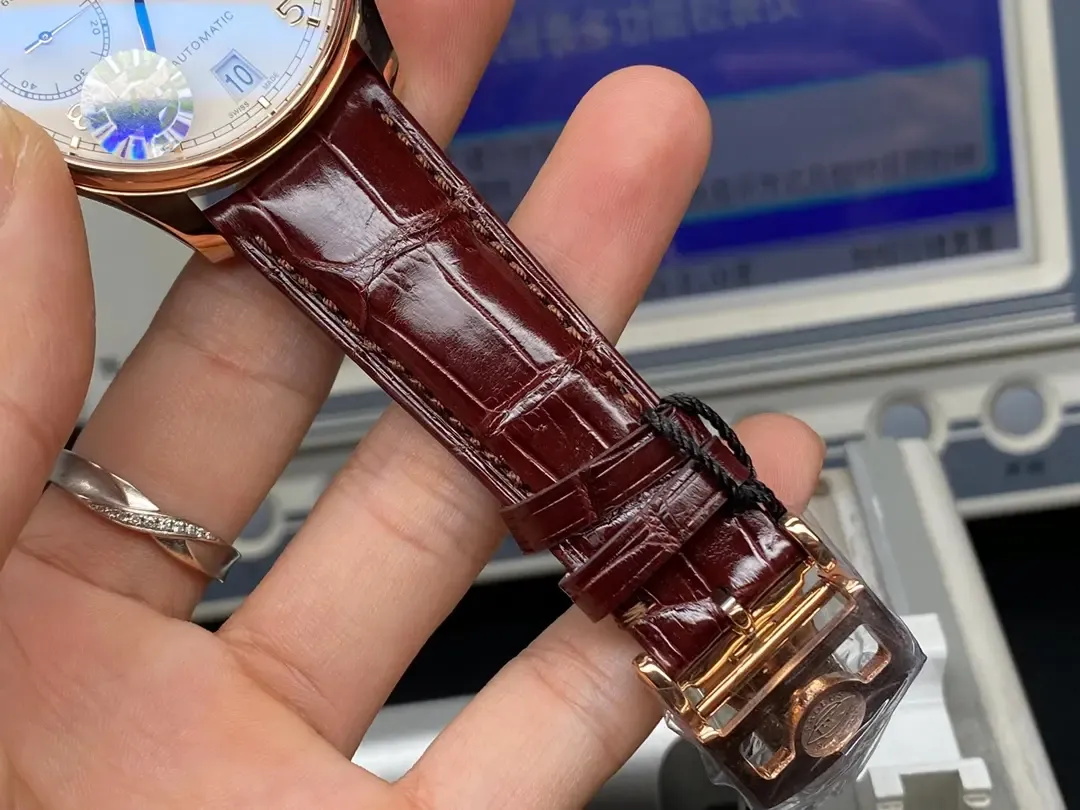 【避坑指南】万国葡七买ZF厂V5还是其他厂？看完就懂