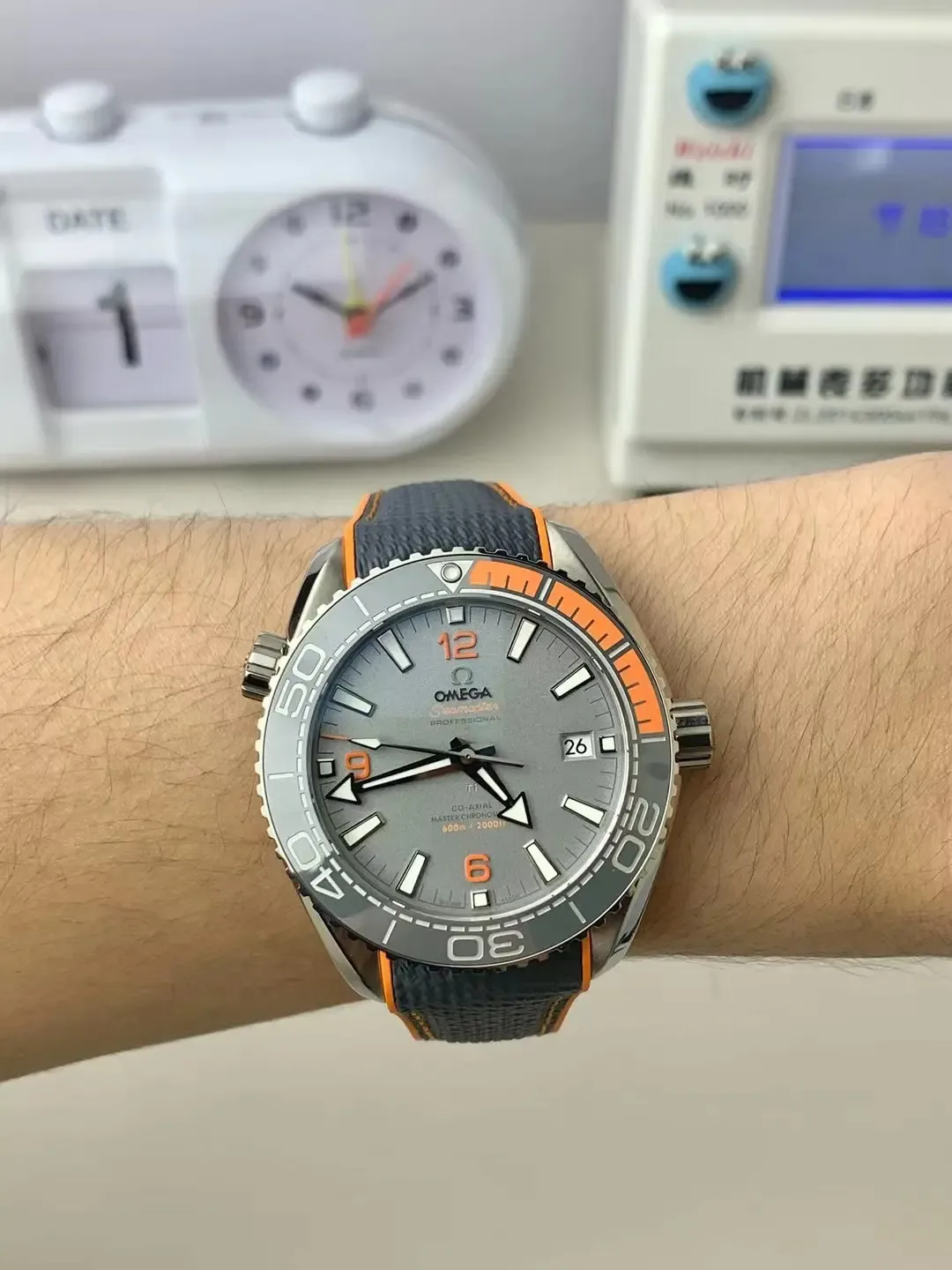 VS厂欧米茄四分之一橙价格、做工、性能全解析