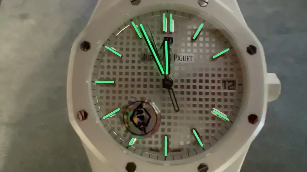 APS厂爱彼15500白陶瓷怎么样？真实佩戴两周细节全解析