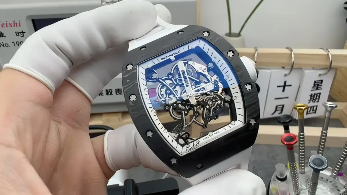 R厂新款碳纤维理查德RM055无卡度版本真假对比详解