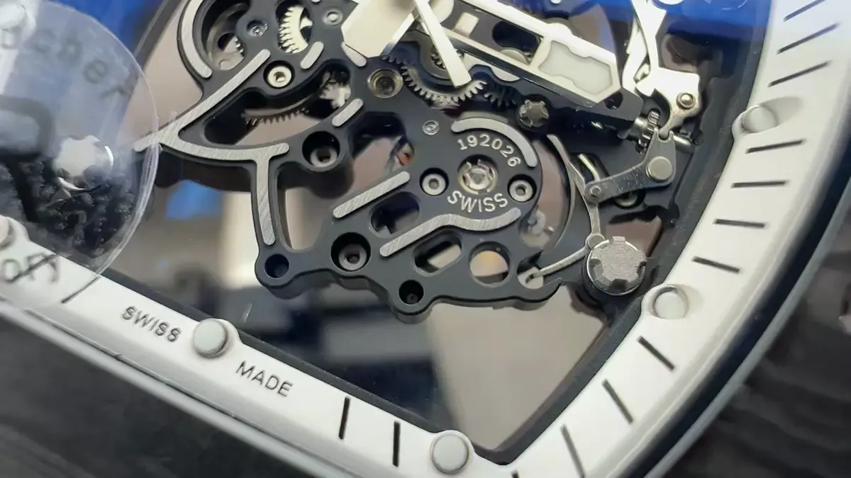 R厂新款碳纤维理查德RM055无卡度版本真假对比详解